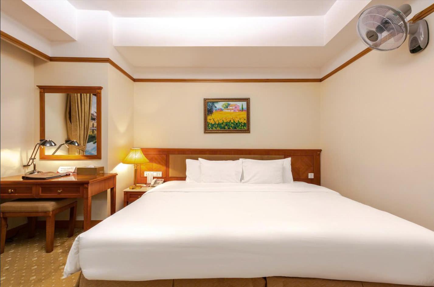 A25 Luxury Hotel Ханой Екстериор снимка
