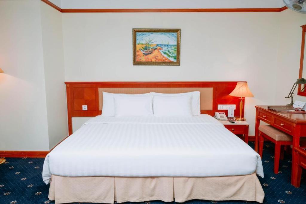 A25 Luxury Hotel Ханой Екстериор снимка